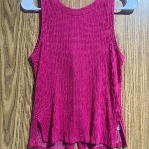 Chic Magenta Sleeveless Tank Top